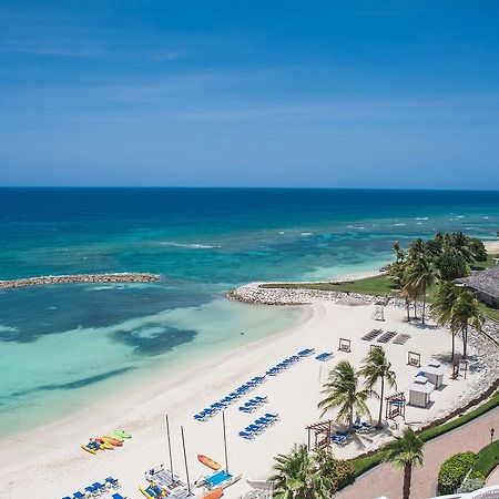 Palmyra Luxury Beach Condos مونتيغو باي المظهر الخارجي الصورة